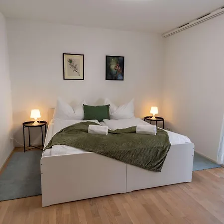 Interlaken Peak View אינטרלאקן