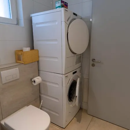 Interlaken Peak View